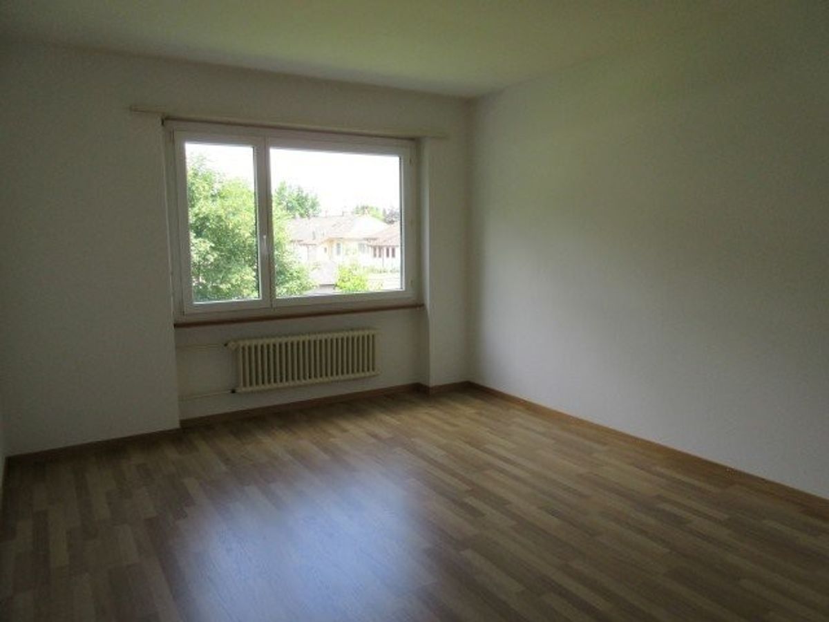 3.5-Zimmerwohnung mit Balkon und Parkplatzoption - 2