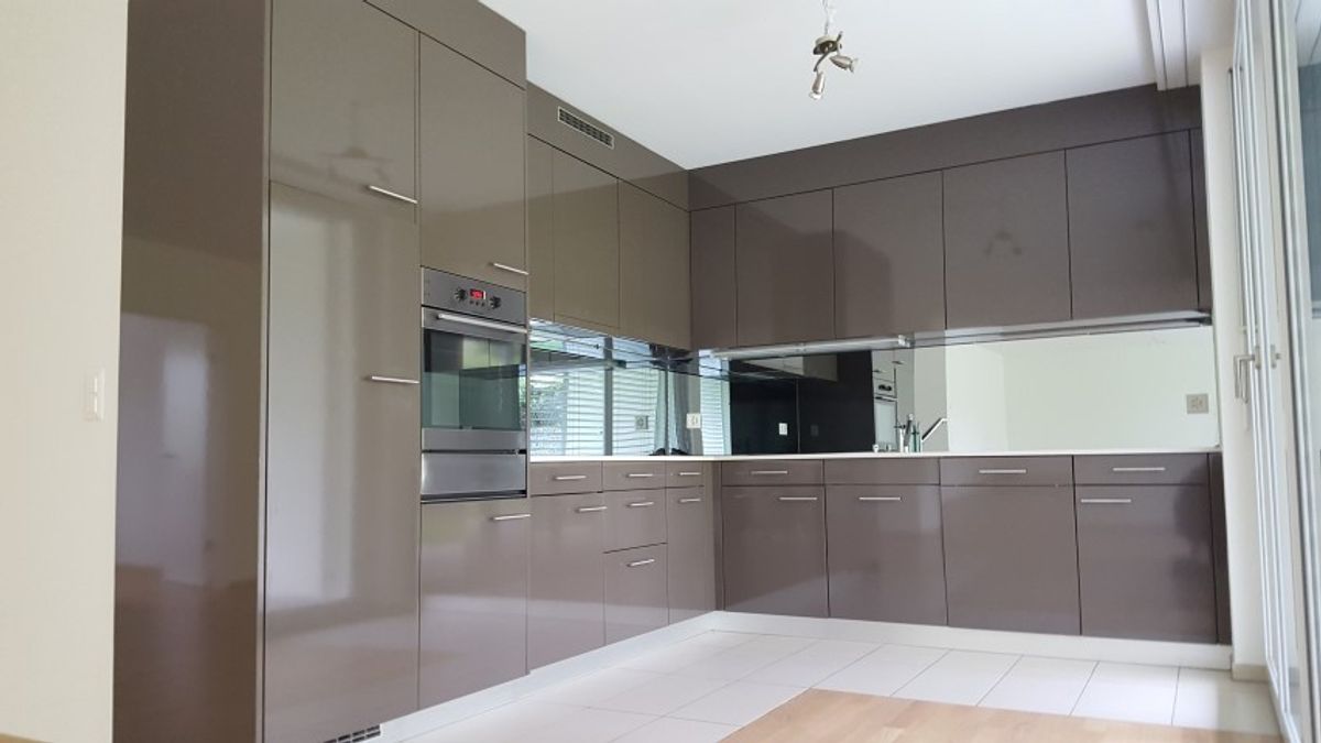Schöne, neuwertige 3.5-Zimmerwohnung im 2.Obergeschoss - 6