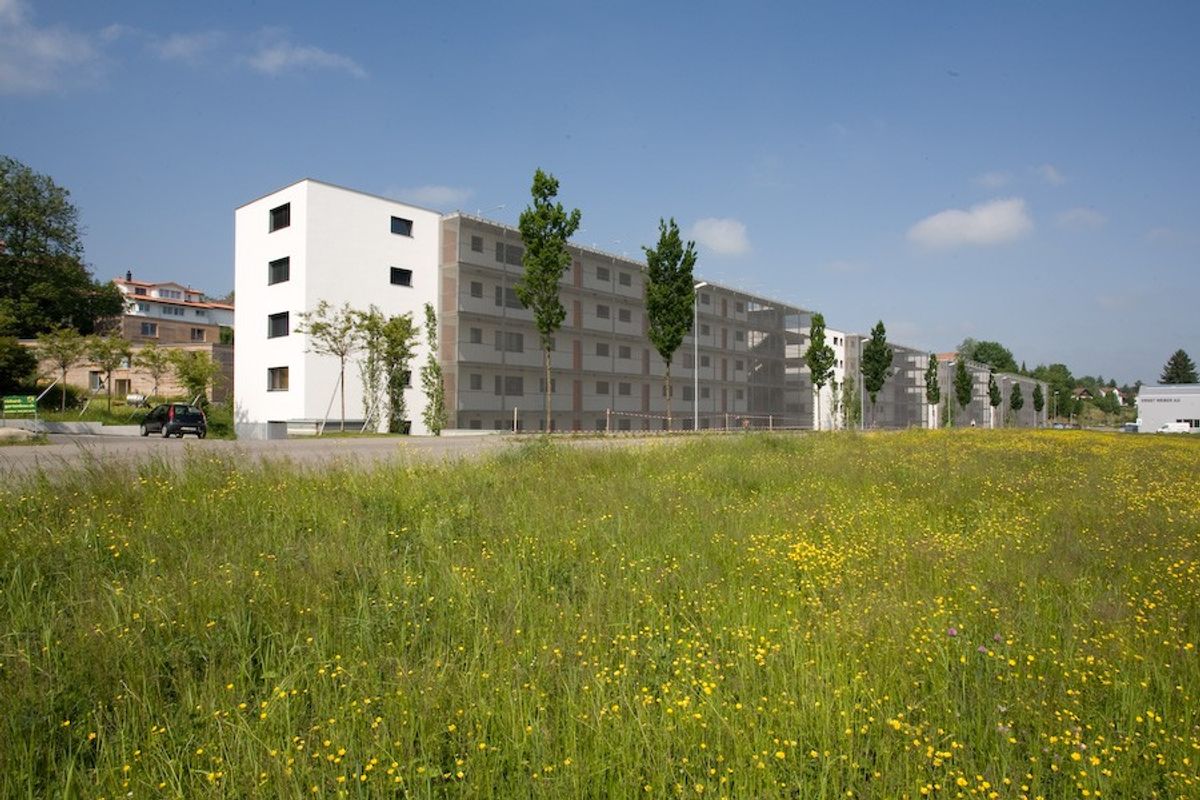 Helle 4.5 Zimmerwohnung - 0