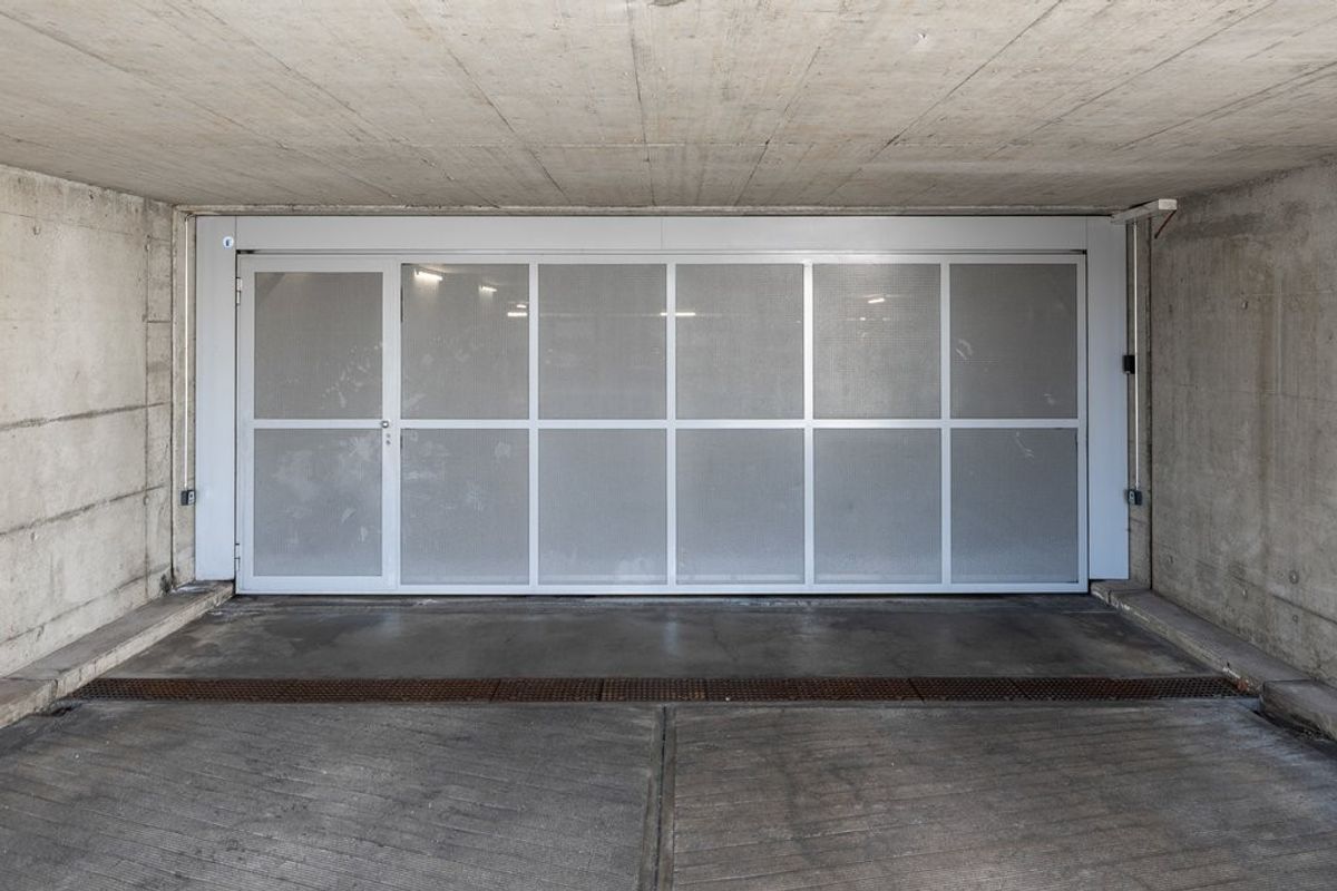 Nähe Neubad & Bahnhof Luzern - Autoeinstellplatz frei - 2