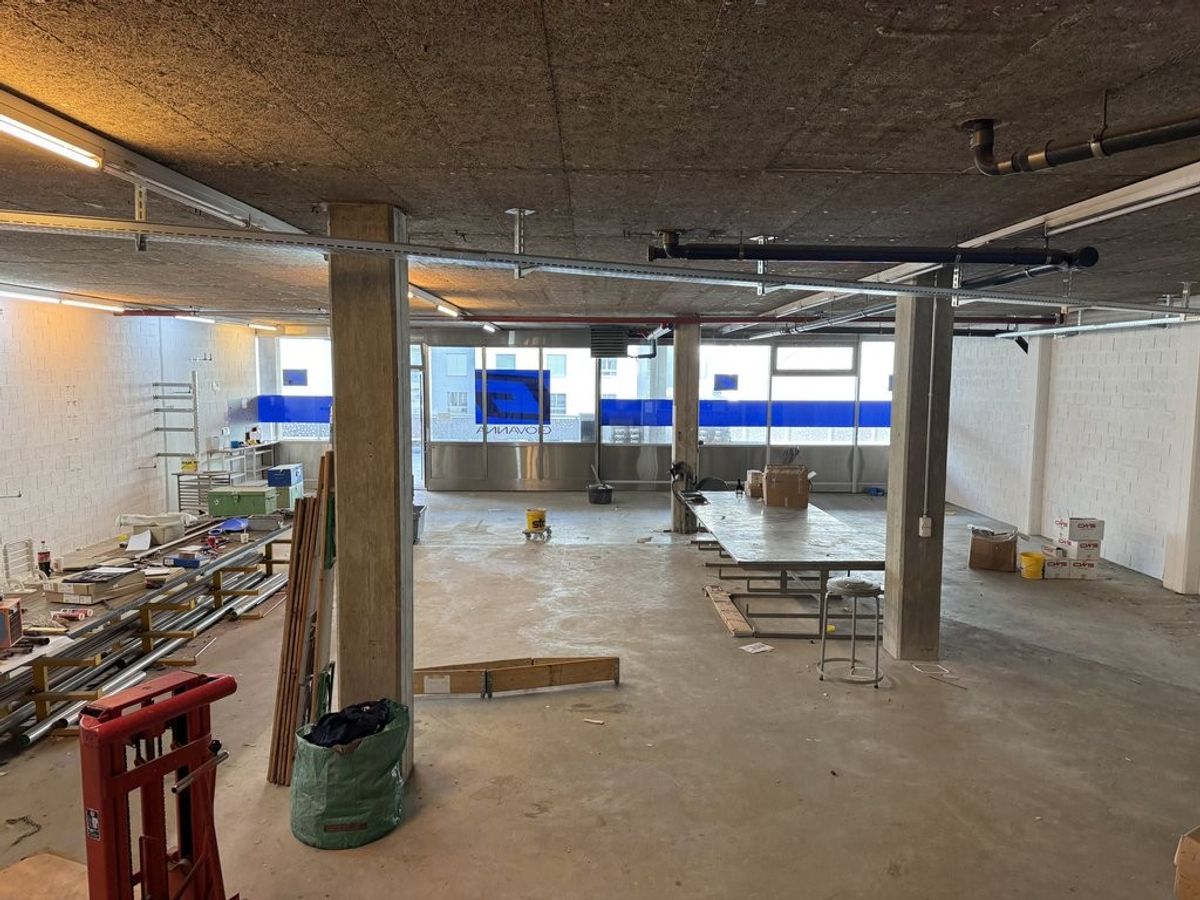 Dépôt spacieux de 350 m2 idéalement situé à Clarens ! - 3