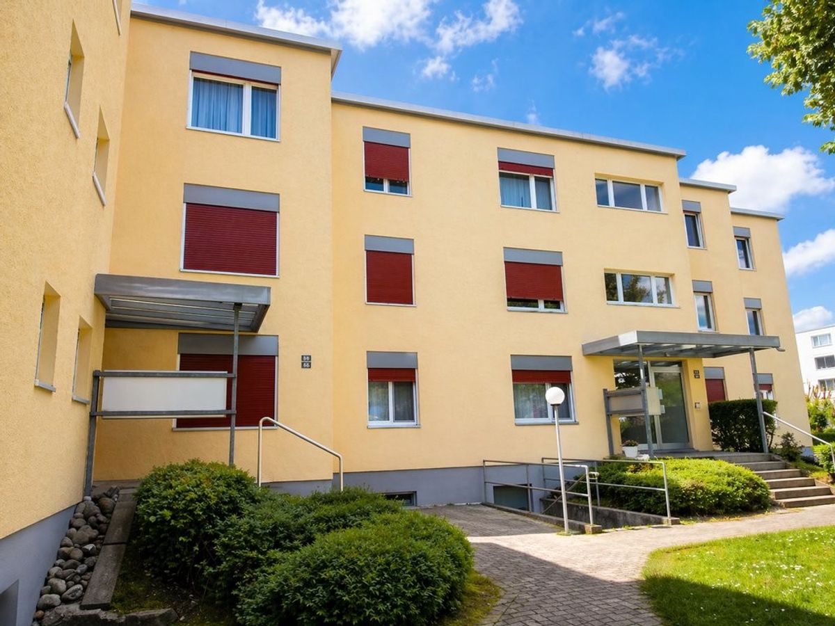 Helle 3.5-Zimmerwohnung mit Balkon in Seon / 1 MIETE GRATIS! - 0