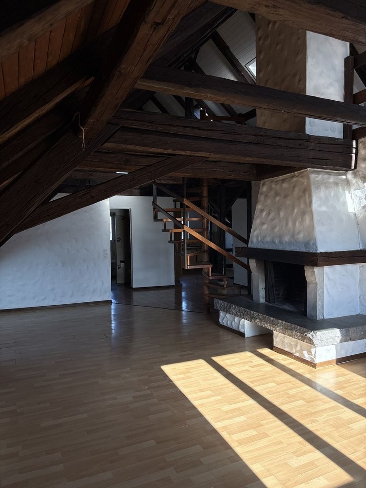 Charmante Wohnung mit Balken - befristet bis 30.06.2026 - 6