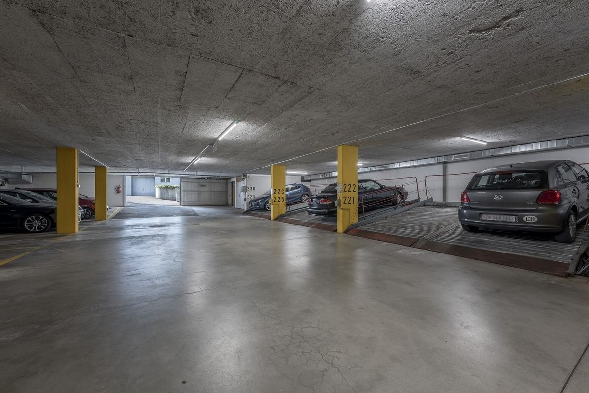 Bezugsbereite Fläche mit Dachterrasse mitten in Oerlikon - 10