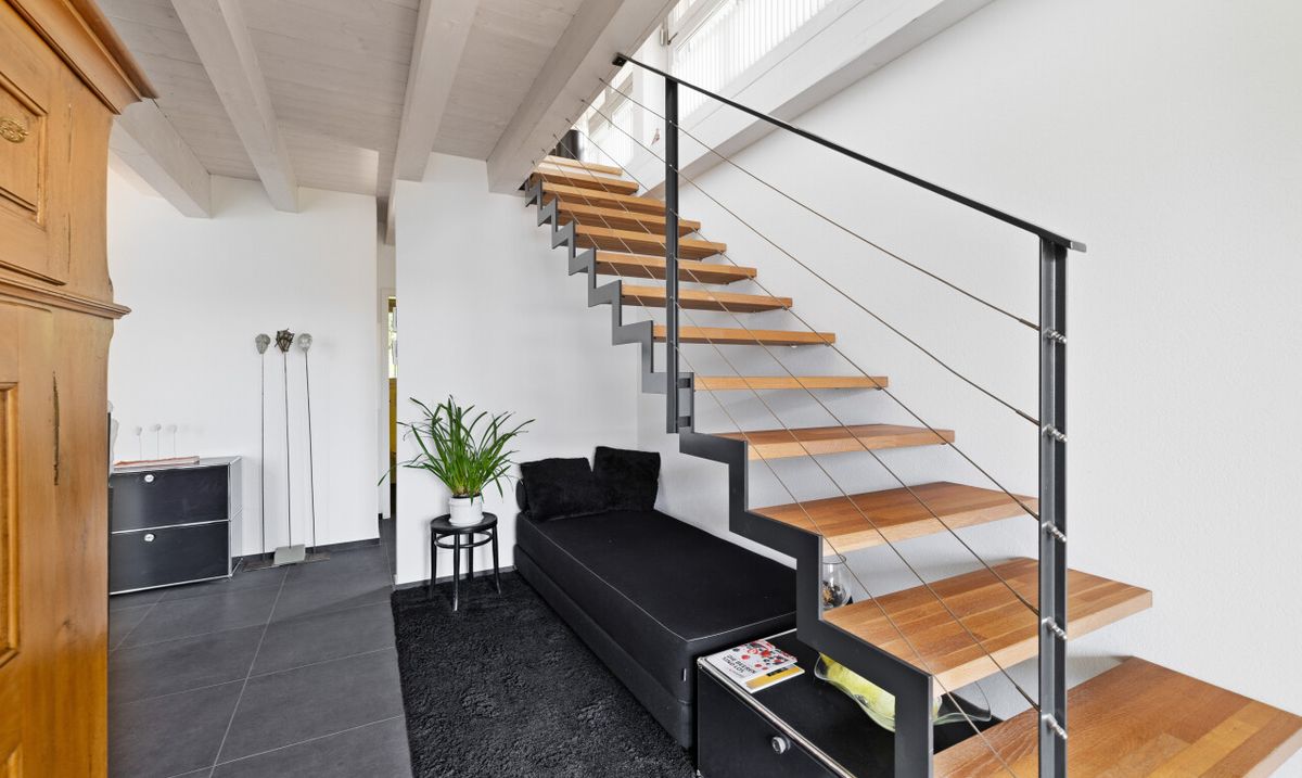 Zweifamilienhaus mit Atelier an zentraler Lage in Orpund bei Biel BE - 10