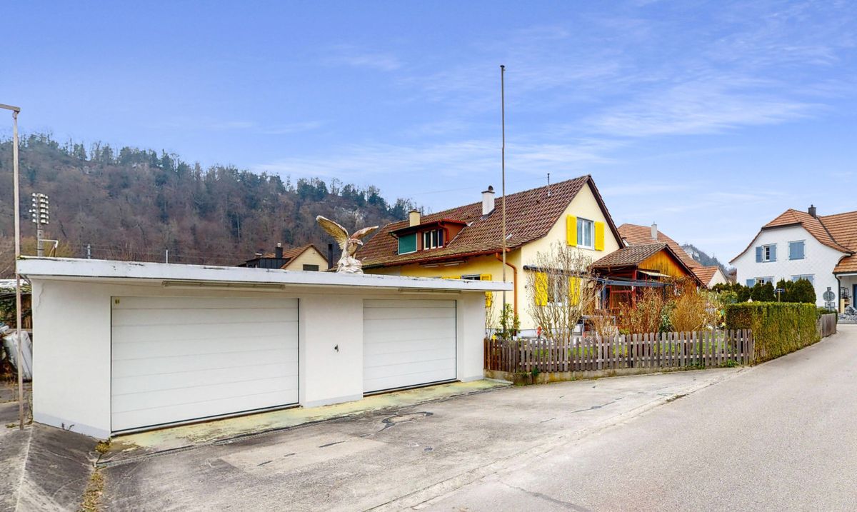 Charmantes Einfamilienhaus an sonniger Lage - 0