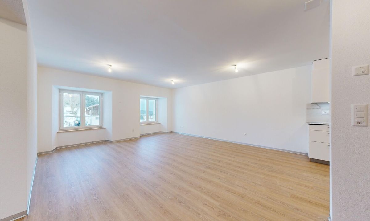 Wunderschöne 3.5p-Wohnung in historischem Gebäude - 0