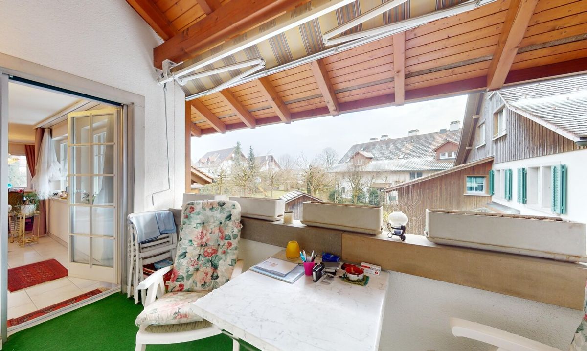 Attraktive, vermietete Wohnung mit viel Platz - 1