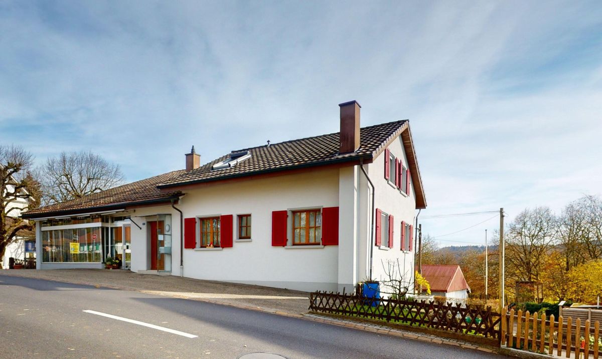 Charmantes Einfamilienhaus mit ehemaligem Ladenlokal - 1