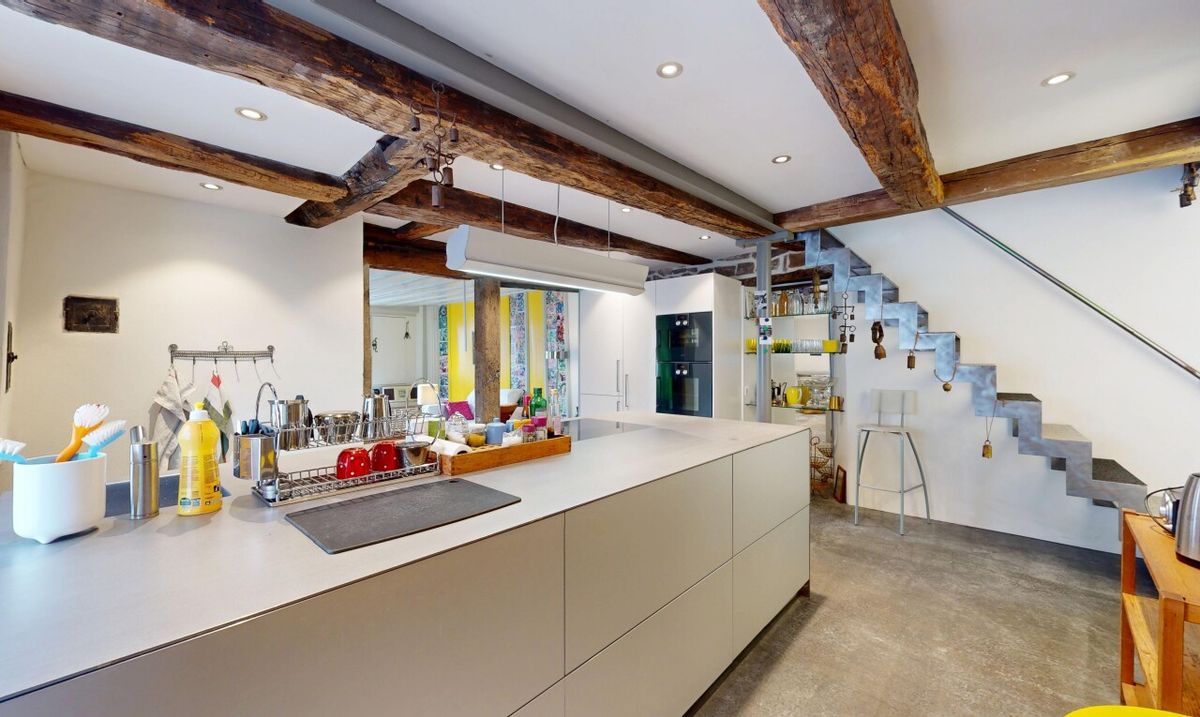 Einzigartiges Bijou mit modernem Wohnkomfort und grosser Terrasse - 6