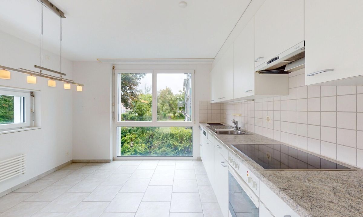 4.5-Zimmer Wohnung mit hellem Wohnambiente und 25 m2 grossem Balkon - 11