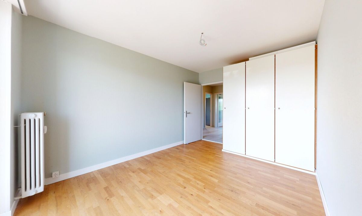 Modern renovierte 3.5-Zimmer-Wohnung mit Weitblick ins Grüne in Basel - 11