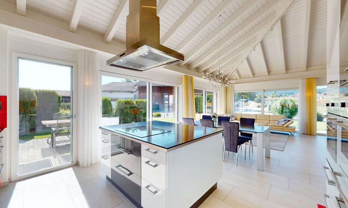 Elegantes Einfamilienhaus mit Garten und Carport für Wohnmobil - 8