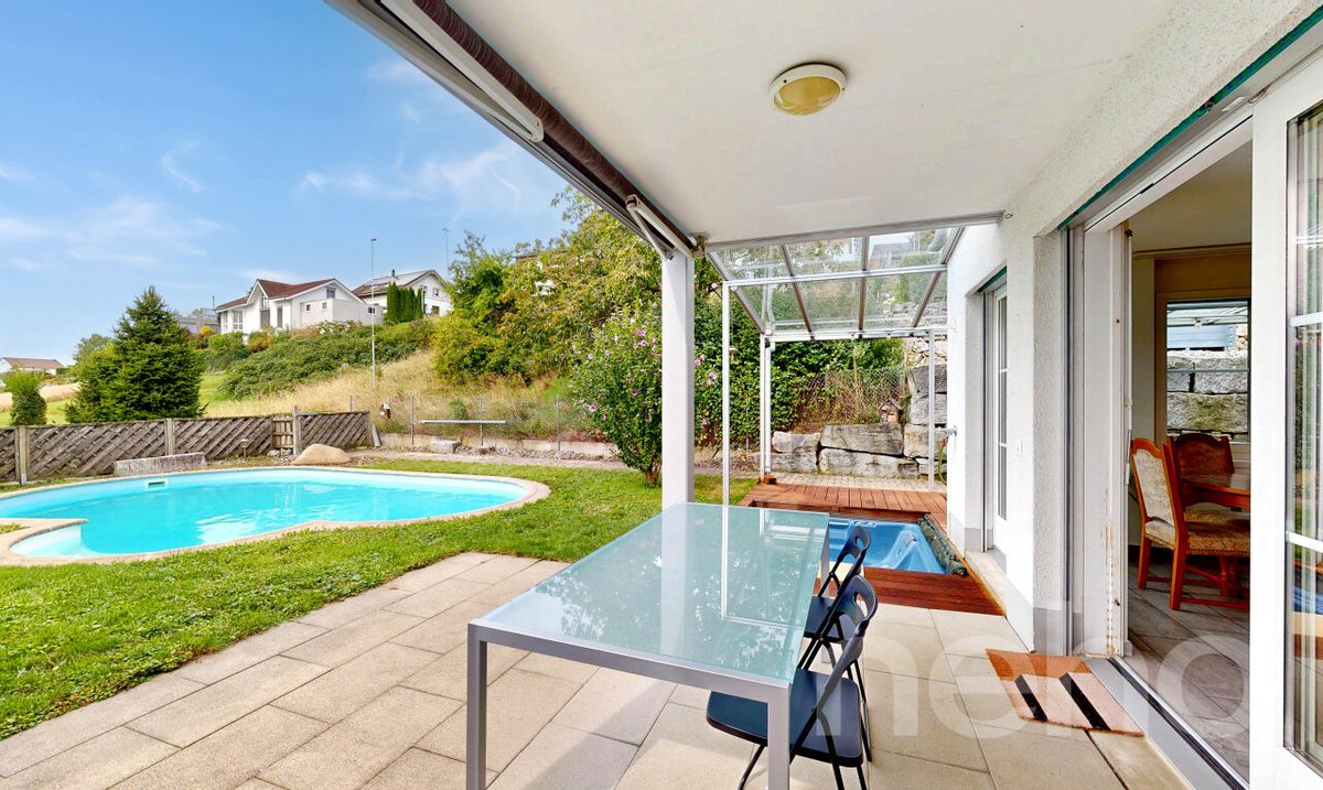 Wohnen am Hallwilersee: Eckreihenhaus mit Pool - 0