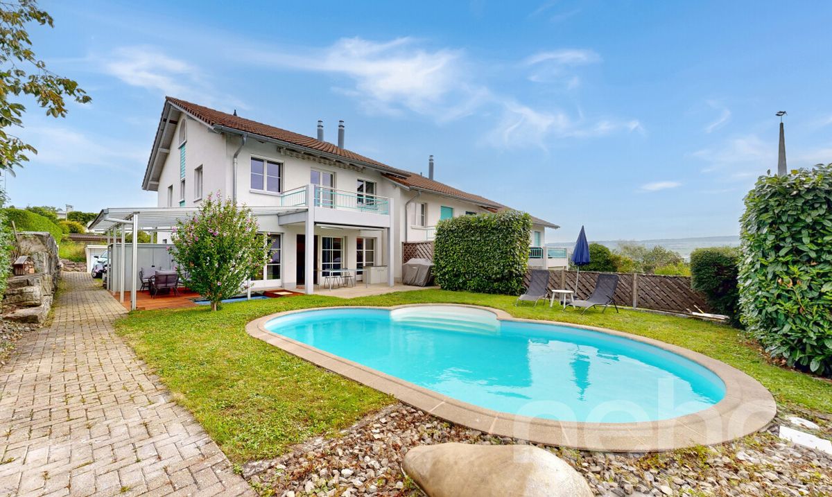 Wohnen am Hallwilersee: Eckreihenhaus mit Pool - 1