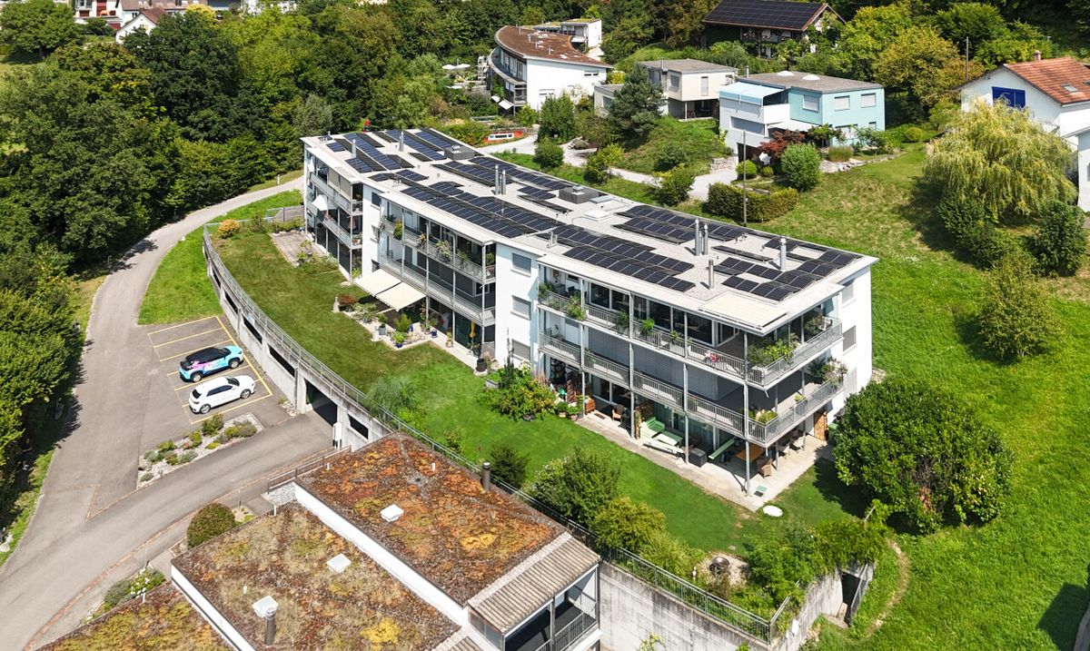 Lichtdurchflutete Terrassenwohnung mit Weitblick & Komfort - 1