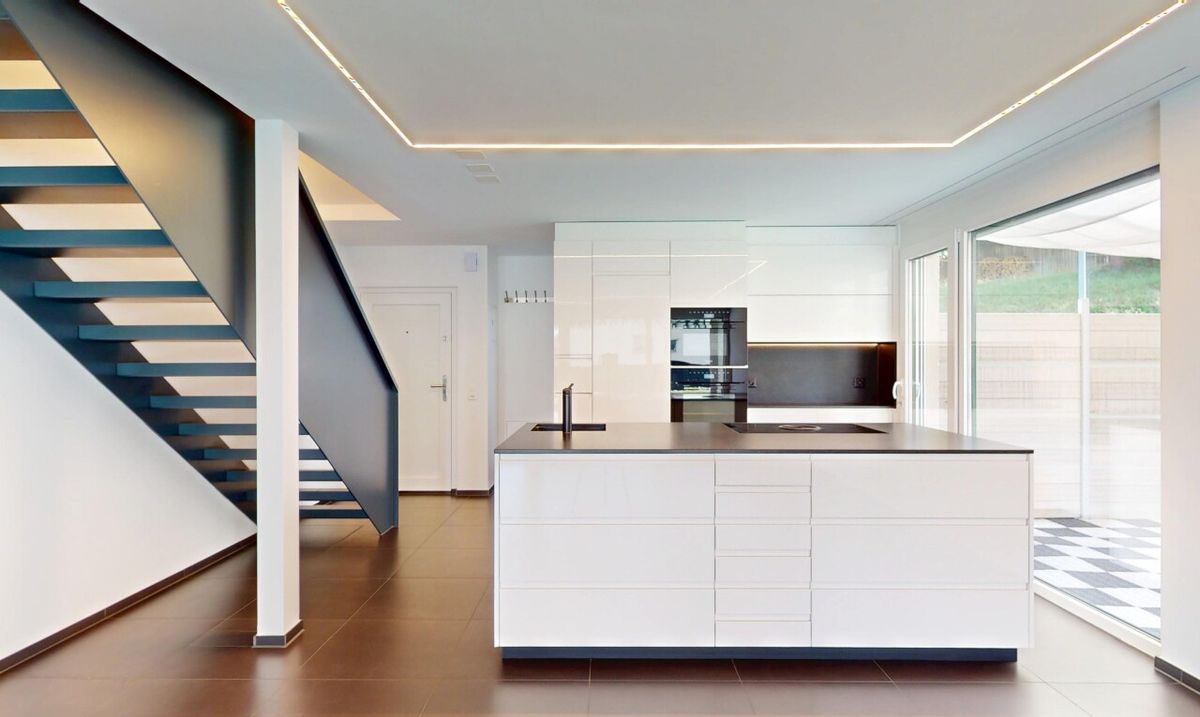 Moderne und renovierte Maisonette-Wohnung mit Gartensitzplatz - 3