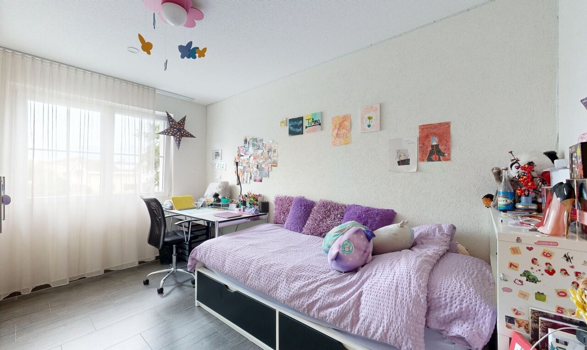 Geräumiges Doppeleinfamilienhaus an ruhiger Lage - 9
