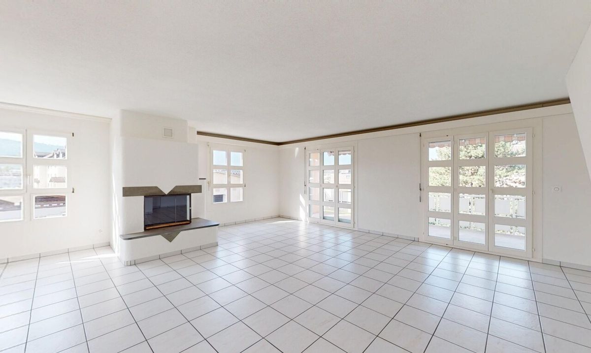 Grosszügige Maisonette-Wohnung mit Weitblick - 0
