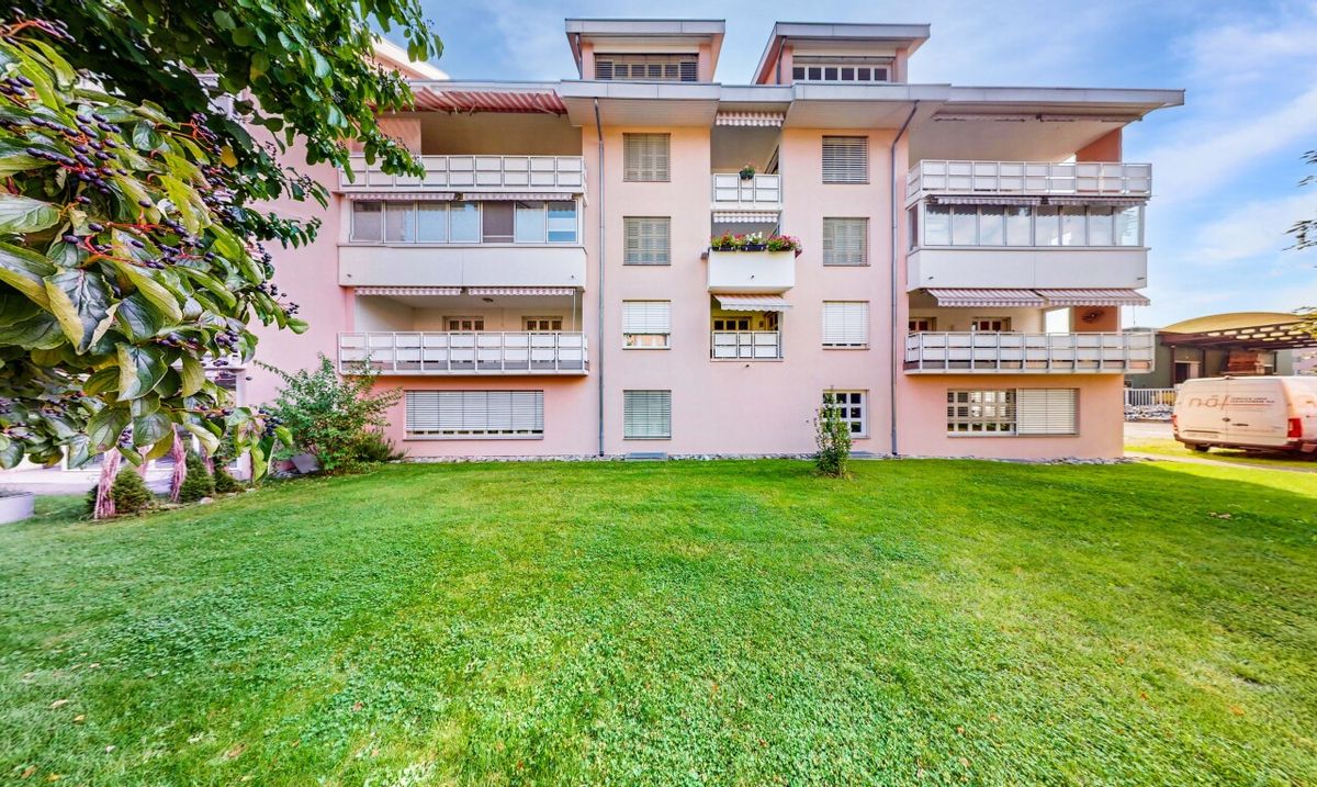 Grosszügige Maisonette-Wohnung mit Weitblick - 2