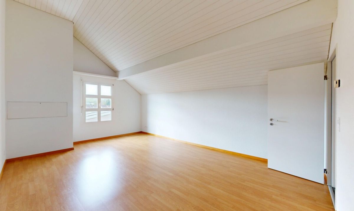 Grosszügige Maisonette-Wohnung mit Weitblick - 4