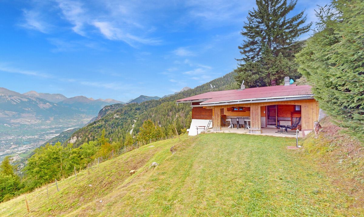 Charmante Doppelchalet mit Grundstück und Terrasse - 2