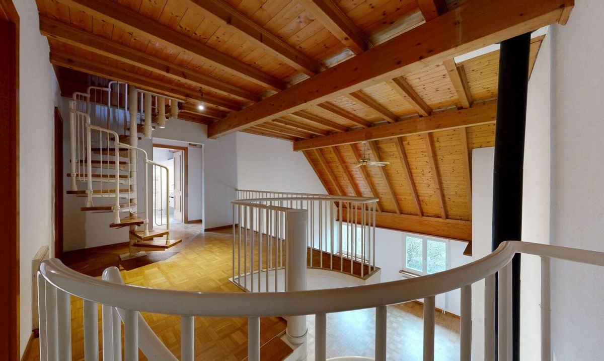 6.5-Zimmer-Doppeleinfamilienhaus mit Einliegerwohnung - 6
