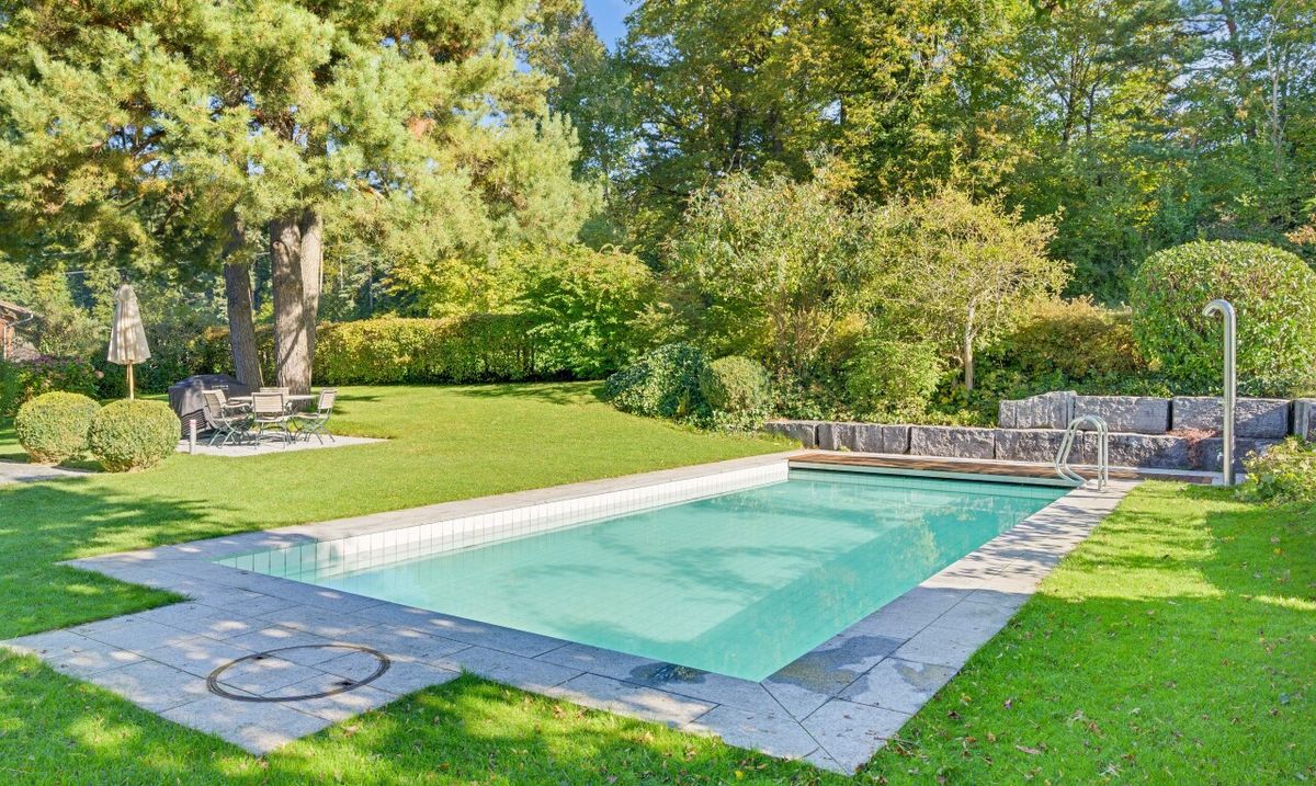 Einfamilienhaus mit Aussenpool  und viel Privatsphäre - Nähe Zürich - 4