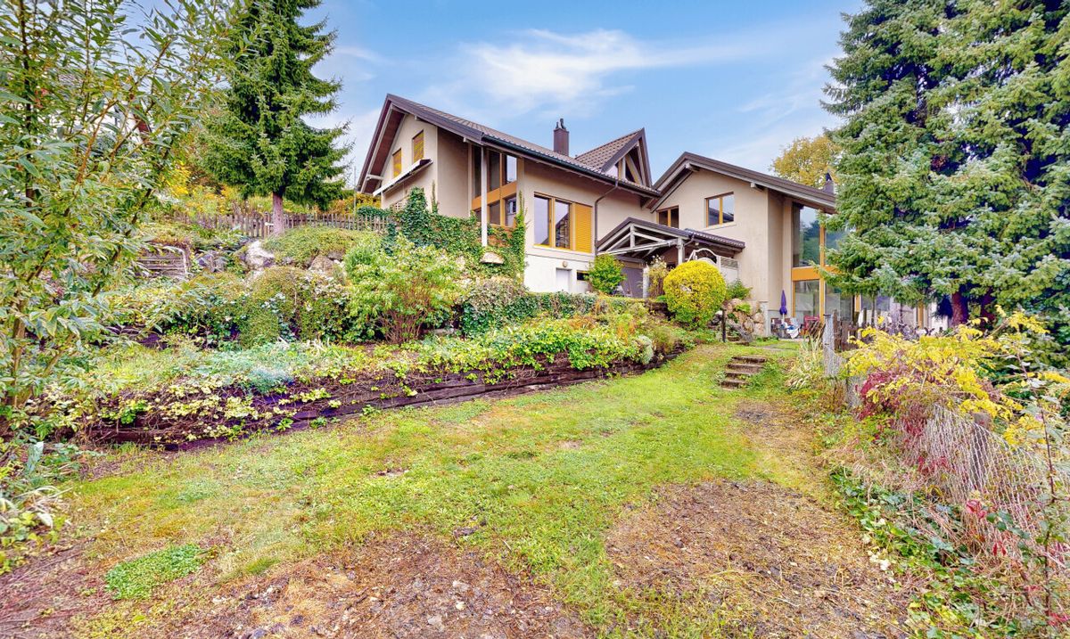 7-Zimmer-Einfamilienhaus an ruhiger Lage mit Garten und Weitblick - 1