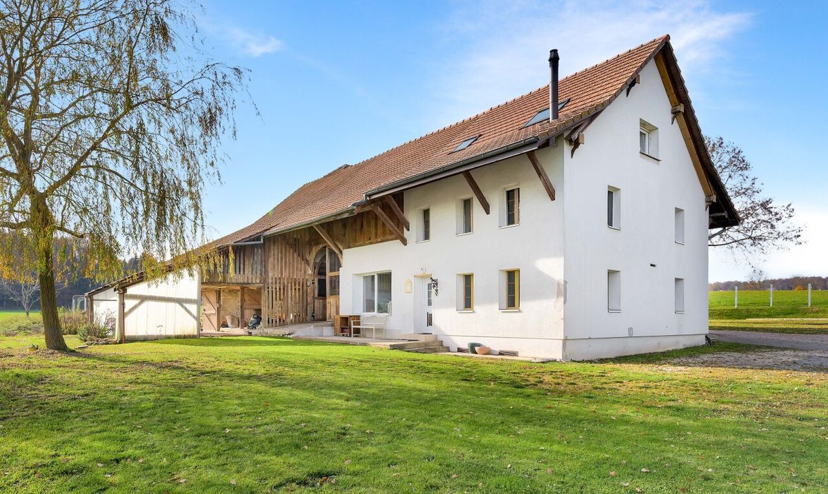 Maison individuelle avec appartement indépendant in à Onnens FR - 1