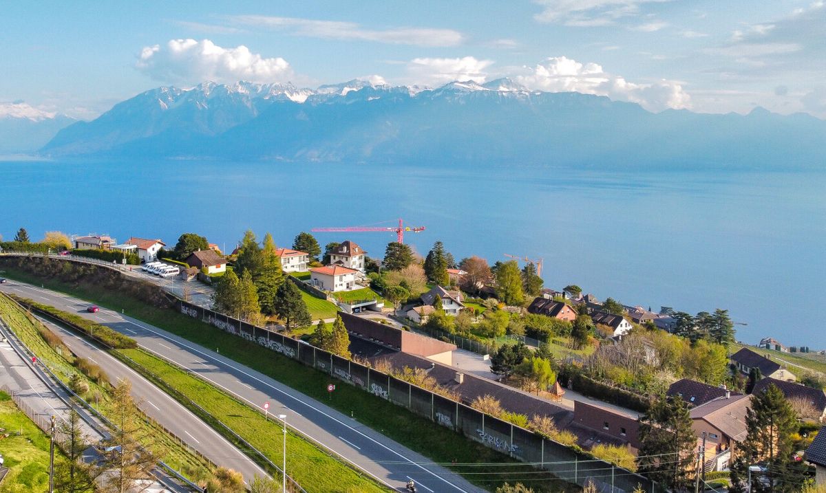 Baugrundstück mit Panoramablick auf See und Alpen - 8