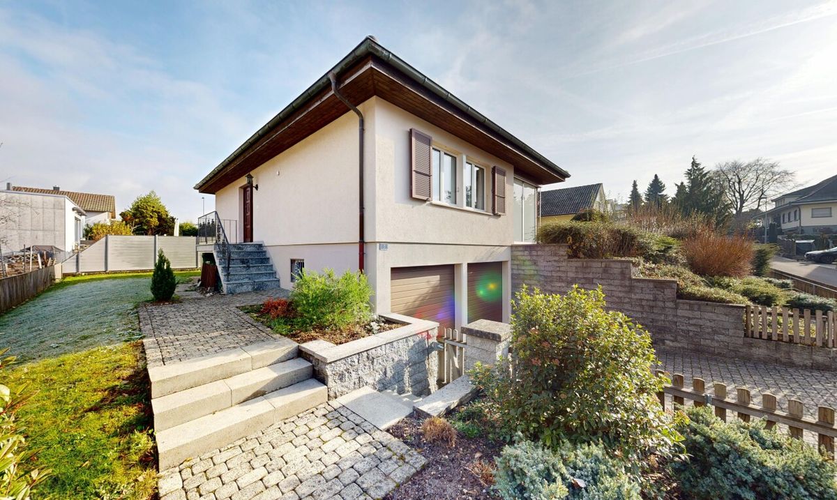 Familienfreundliches Zuhause mit Garten und Doppelgarage in Grenchen - 2