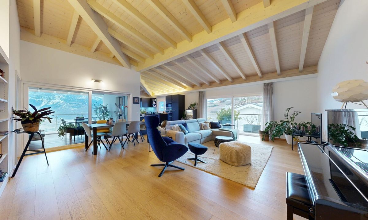 Wunderschönes 7-Zimmer-Haus mit unabhängiger 4½-Zimmer-Wohnung – Miège - 1