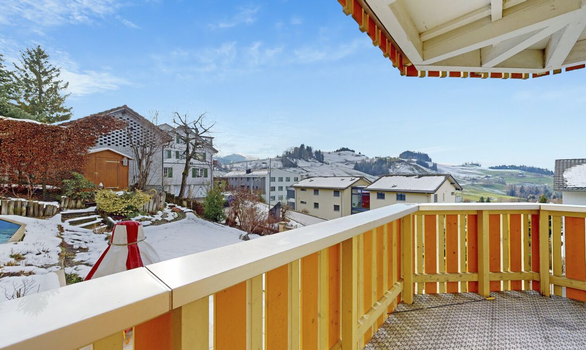 Sonniges Drei-Familienhaus, 2 Gewerberäume und viel Potenzial - 6