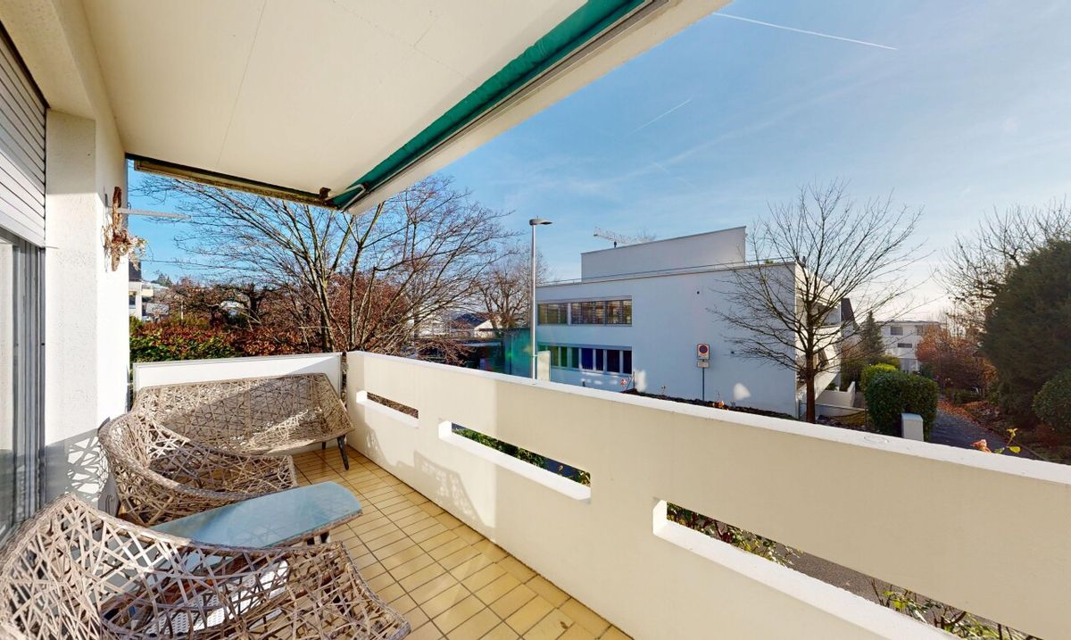 Wohnkomfort in Oberwil: Renovierte 3.5-Zimmer-Wohnung - 1