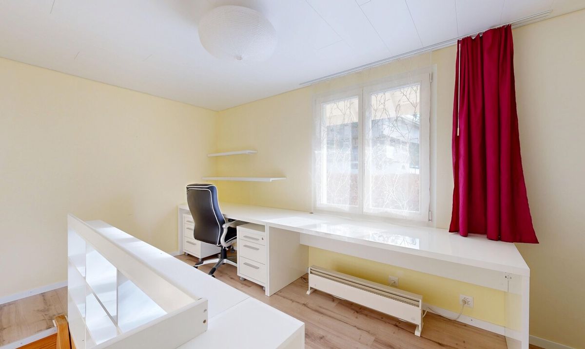 Sonniges Drei-Familienhaus, 2 Gewerberäume und viel Potenzial - 10