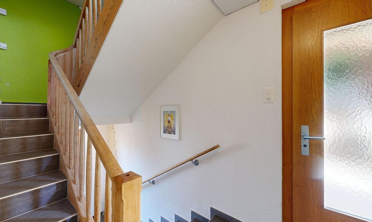 Sonniges Drei-Familienhaus, 2 Gewerberäume und viel Potenzial - 11