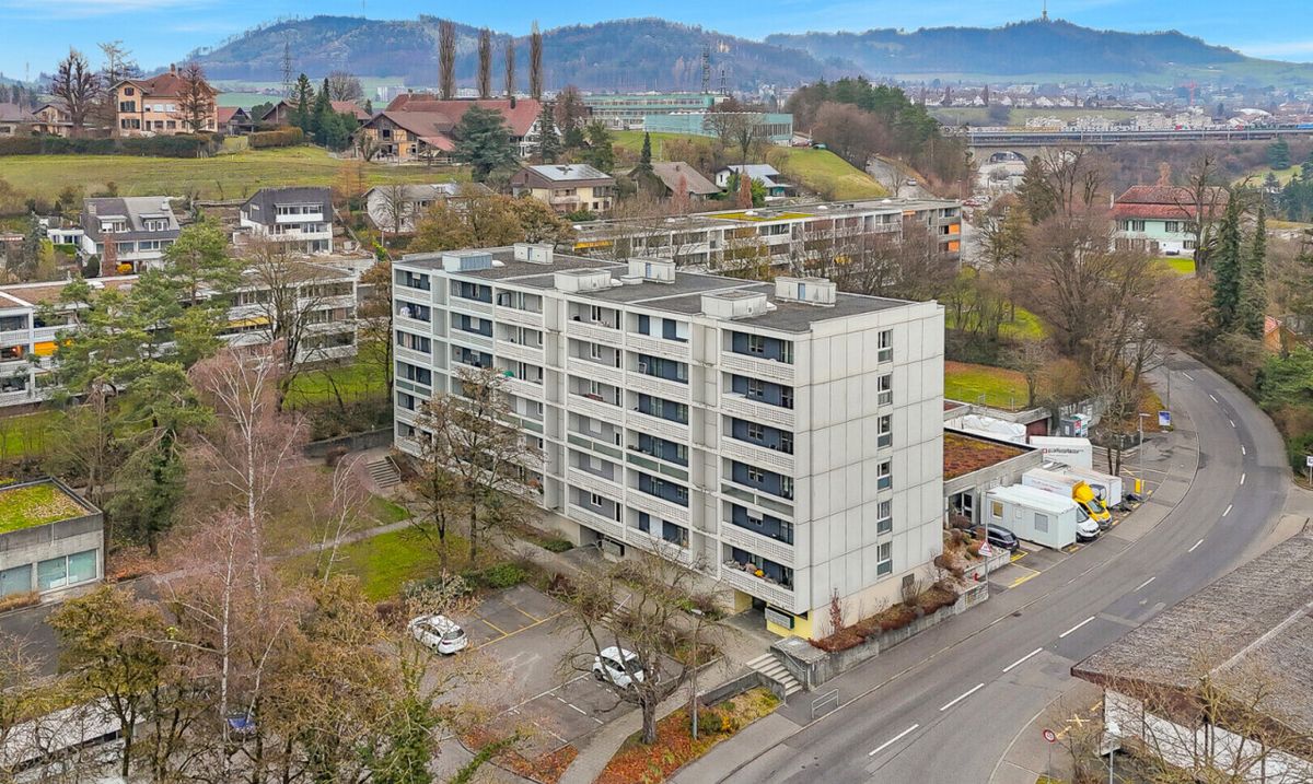 Vollvermietetes Mehrfamilienhaus nahe Bern mit stabiler Rendite - 1