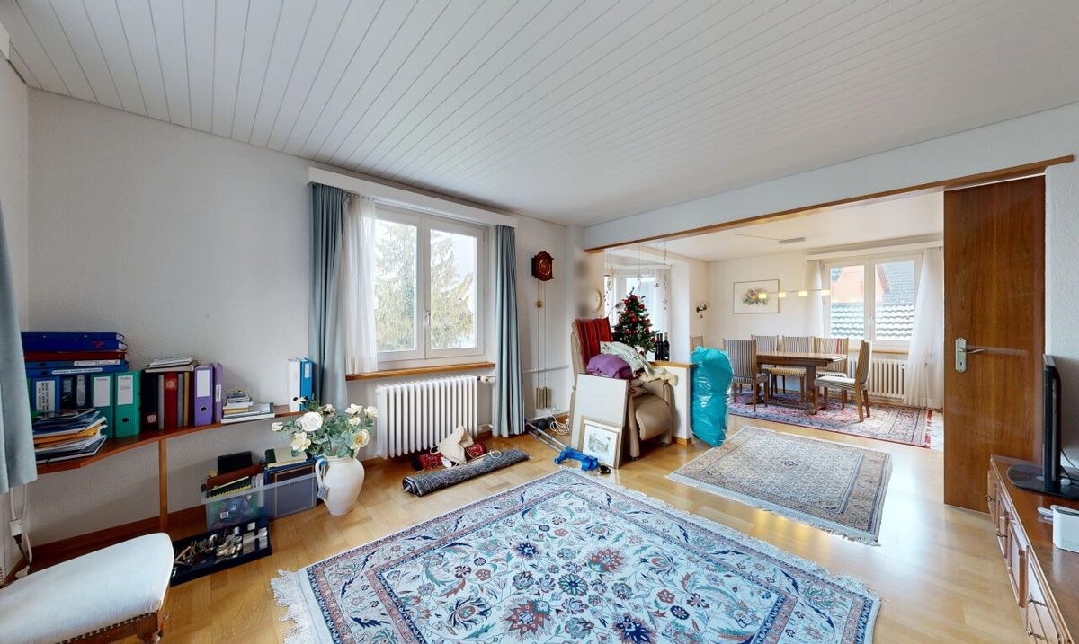 4-Zimmerhaus mit Ausbaupotenzial an ruhiger und doch zentraler Lage - 0