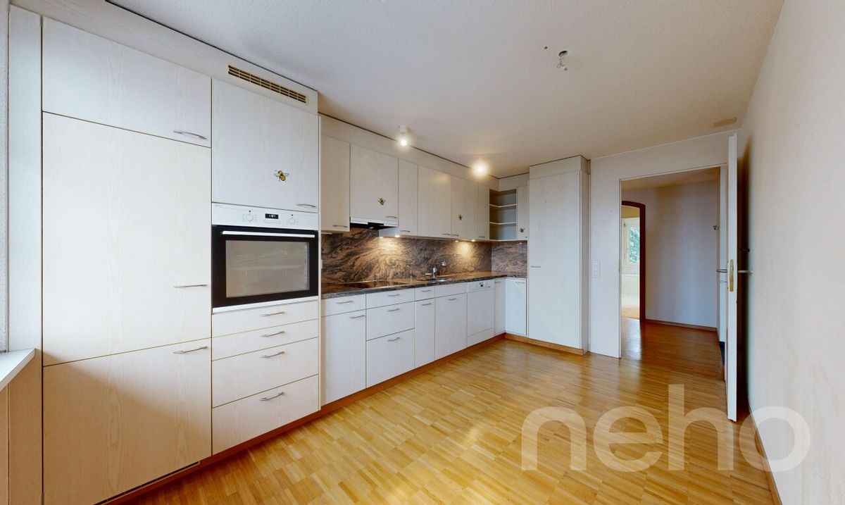 Charmante 5.5-Zimmer-Wohnung mit Potenzial im Herzen von Weinfelden - 2