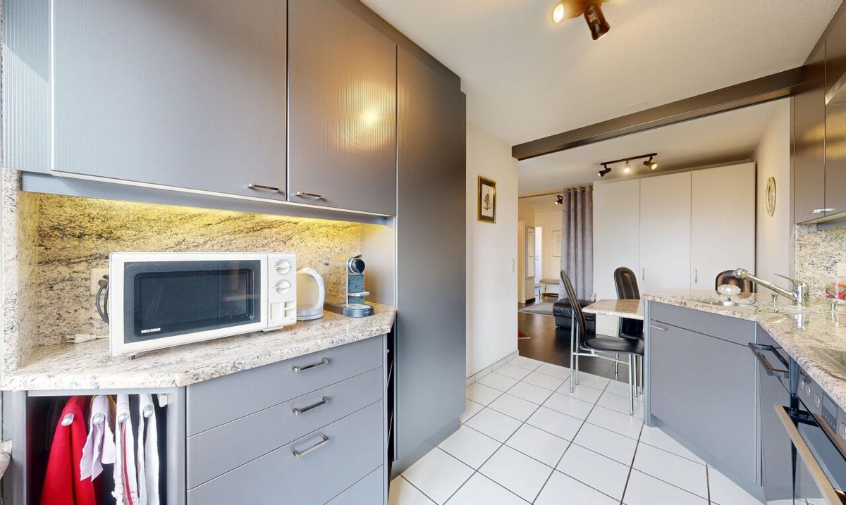 Helle 3.5 Zimmer-Wohnung mit Balkon und Garage in Schönenwerd - 3