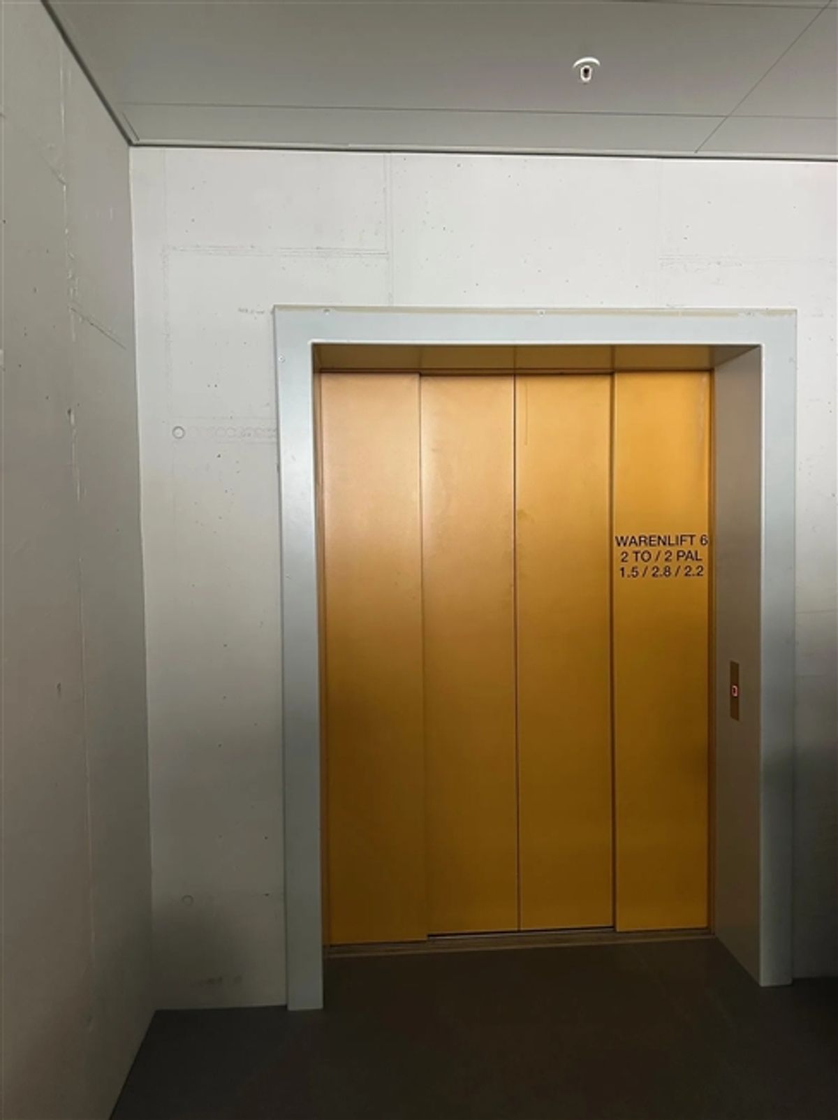 Commercial - 7