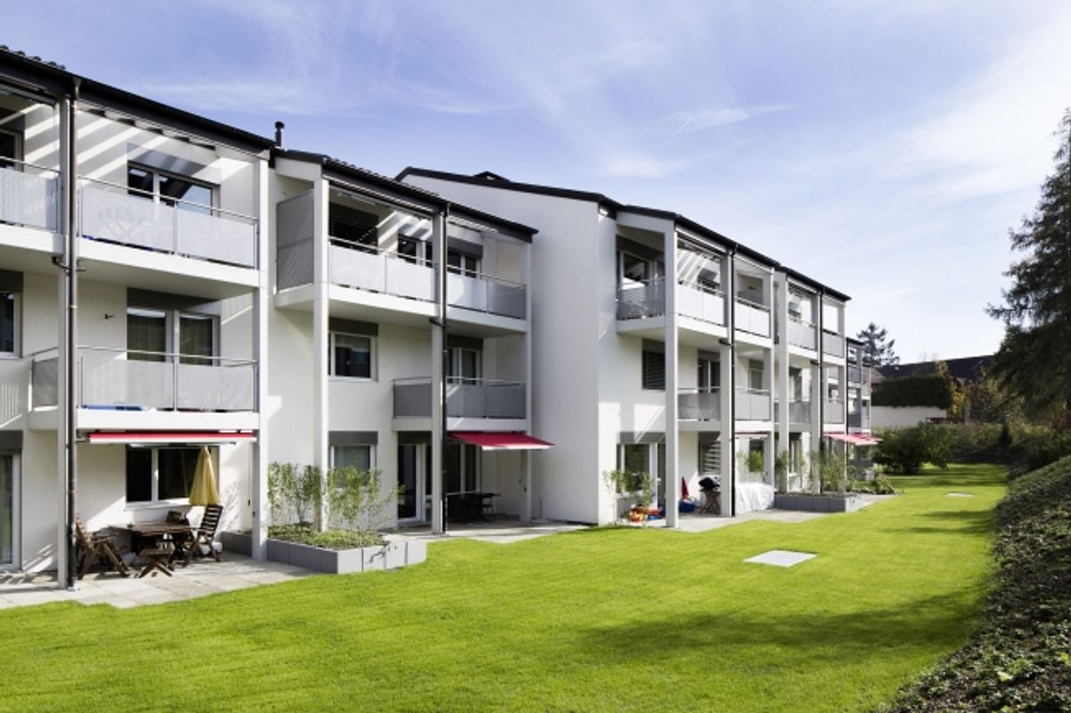 Einstellplatz an der Aubrigstrasse in Thalwil zu vermieten - 0