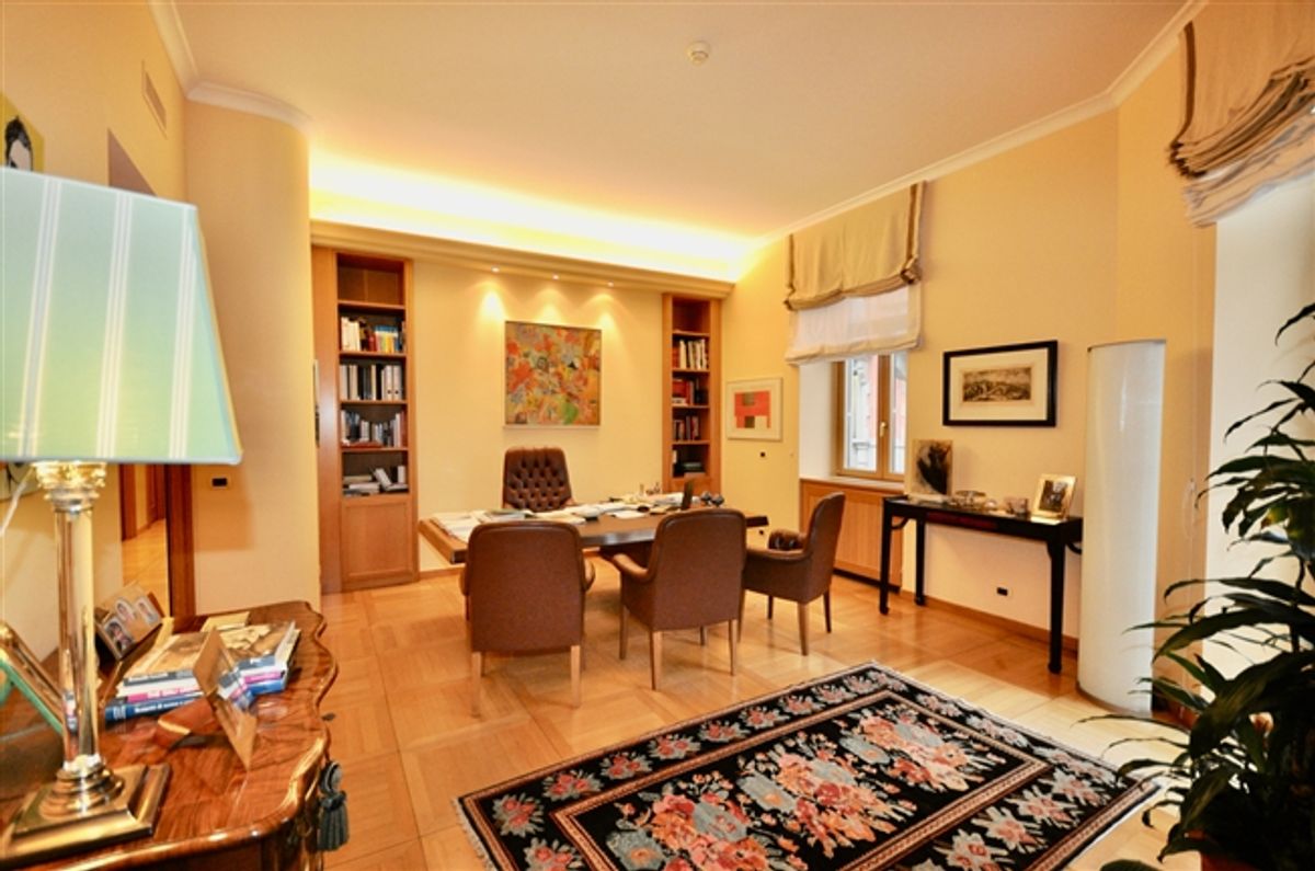 Elegantes Büro / Elegante repräsentative Wohnung in Zentrum von Lugano - 1