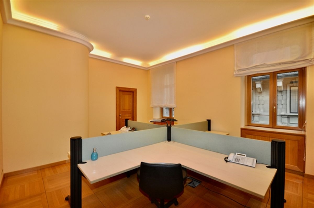 Elegantes Büro / Elegante repräsentative Wohnung in Zentrum von Lugano - 6