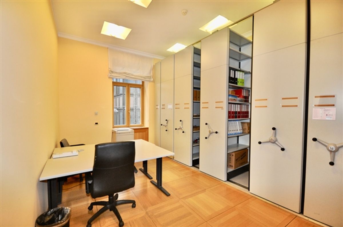 Elegantes Büro / Elegante repräsentative Wohnung in Zentrum von Lugano - 10