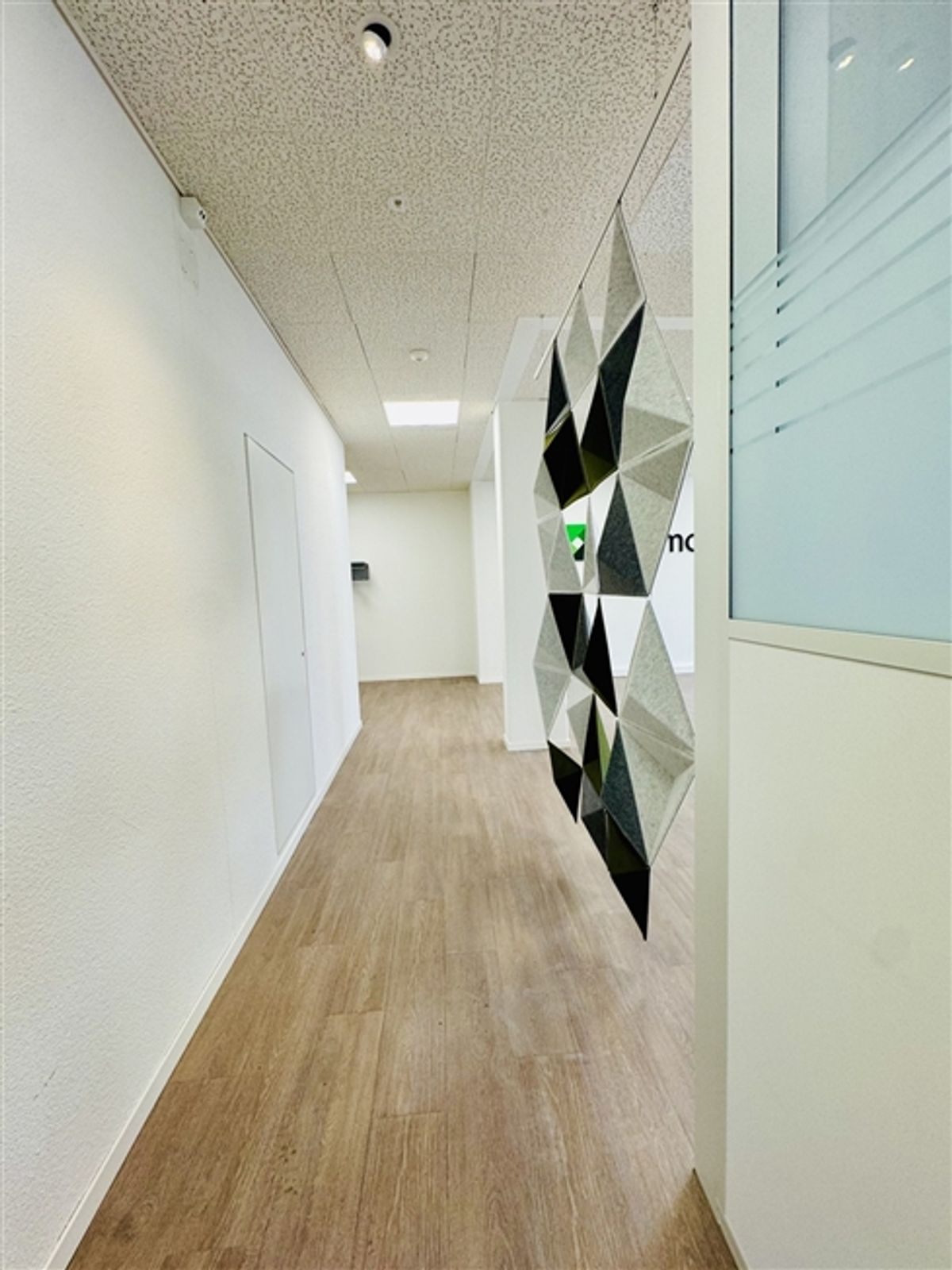Thalwil als Erfolgsstandort  Ihre neue Büro- oder Praxisfläche steht bereit - 3