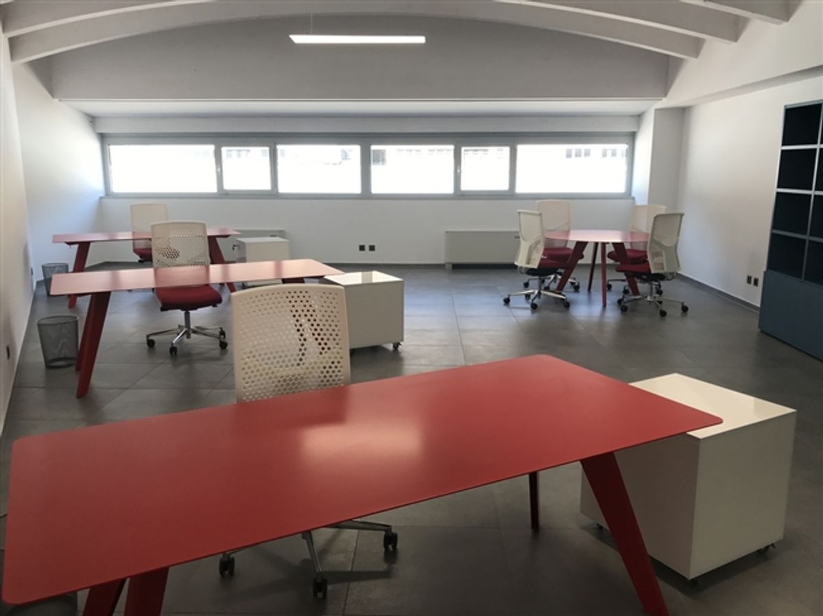 Büro 330m2 - Ideal für Eigennutzung und/oder Einkommensinvestition - 2