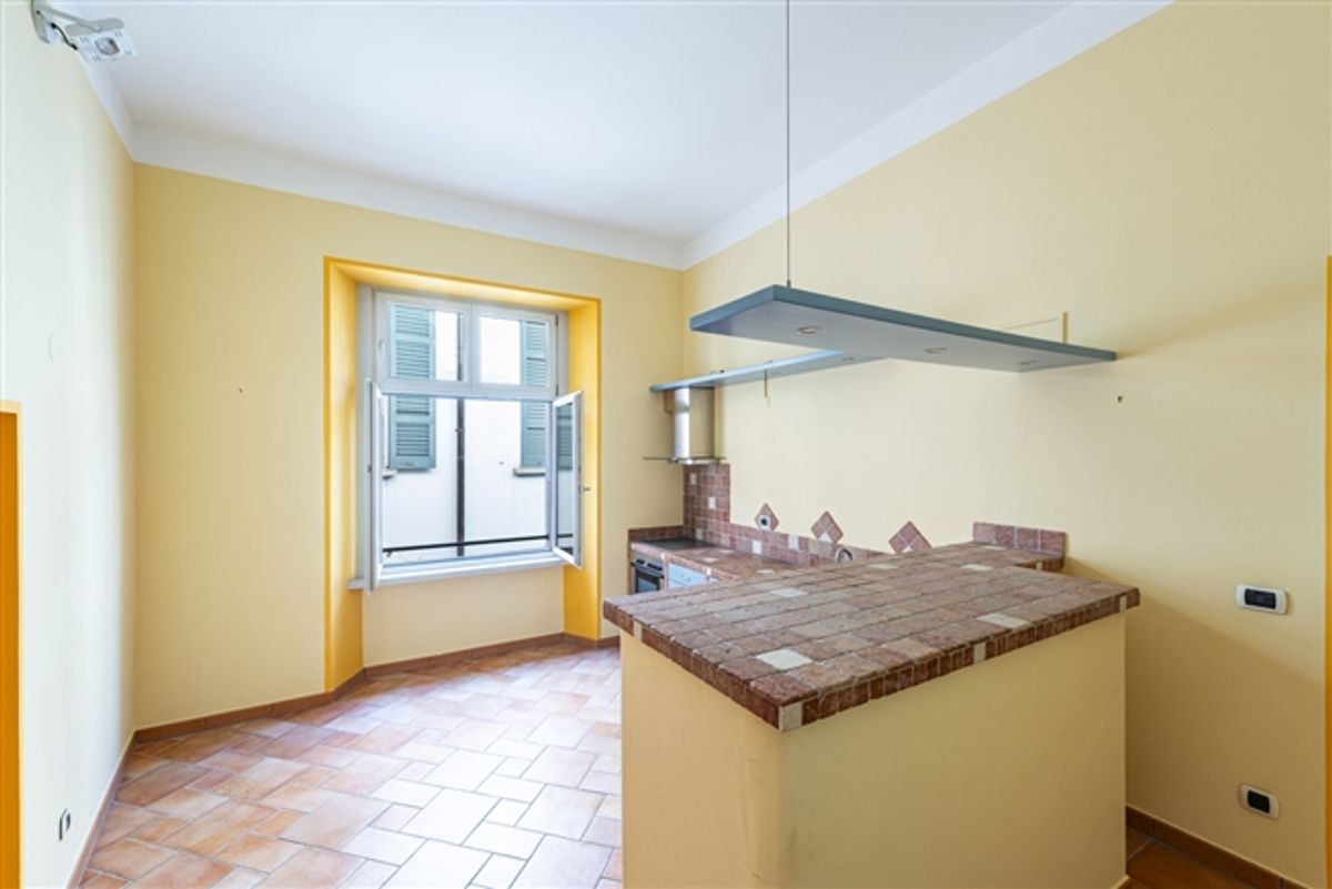 Helles Büro im Zentrum von Mendrisio - 3