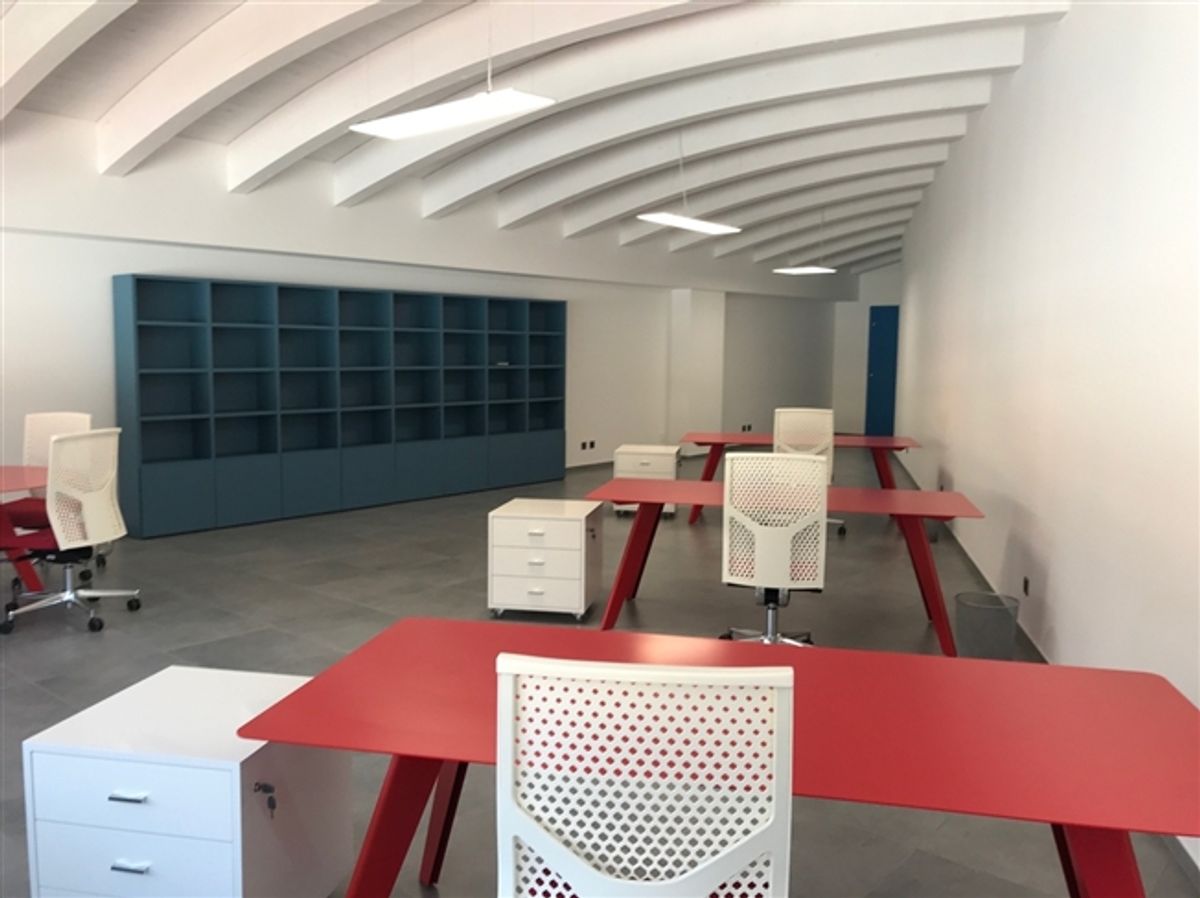 Modernes Büro mit einer Fläche von 96 m² im neuen BEDART-Zentrum in Be - 1